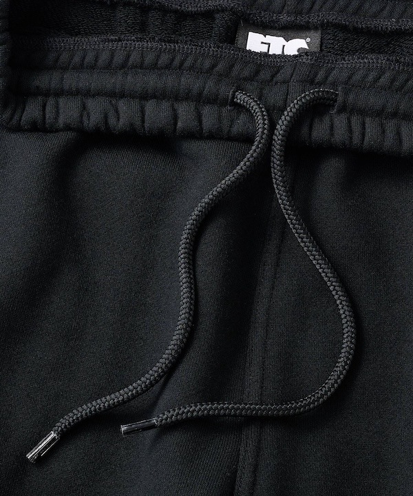 FTC ���եƥ������� SWEAT SHORT