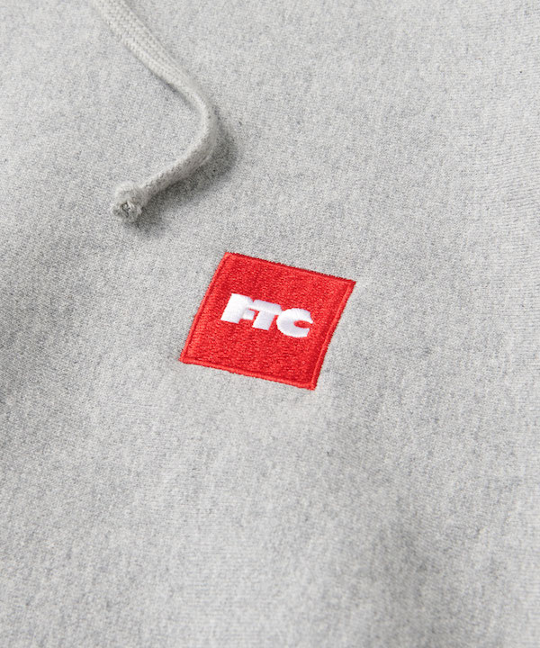 FTC ���եƥ������� BOX LOGO PULLOVER HOODY