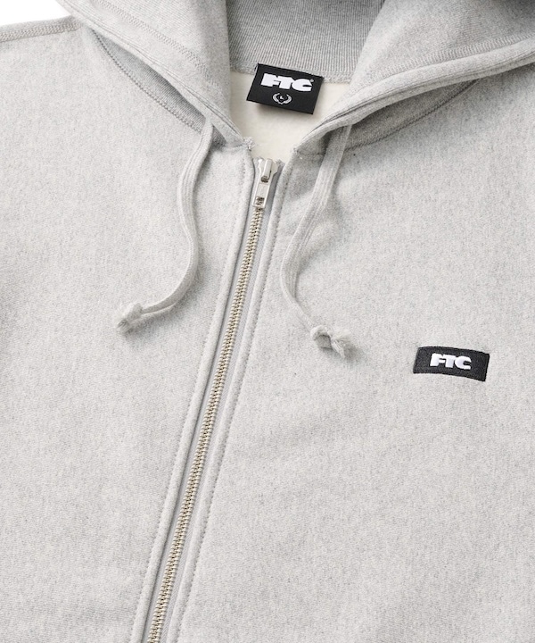 FTC ���եƥ������� SMALL BOX LOGO ZIP UP HOODY