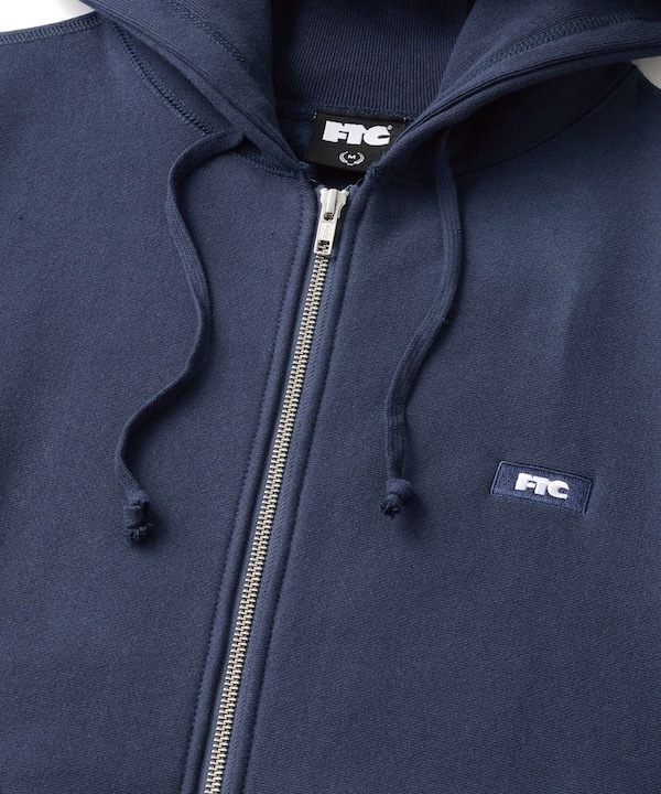FTC ���եƥ������� SMALL BOX LOGO ZIP UP HOODY