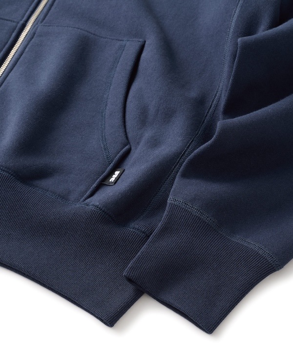 FTC ���եƥ������� SMALL BOX LOGO ZIP UP HOODY