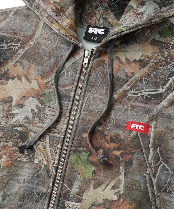 FTC ���եƥ������� SMALL BOX LOGO ZIP UP HOODY