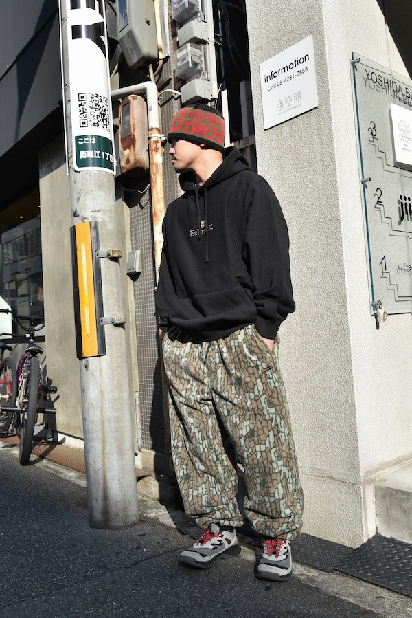 Hellrazor �إ�쥤���� CAMO TRADEMARK LOGO PULLOVER HOODIE