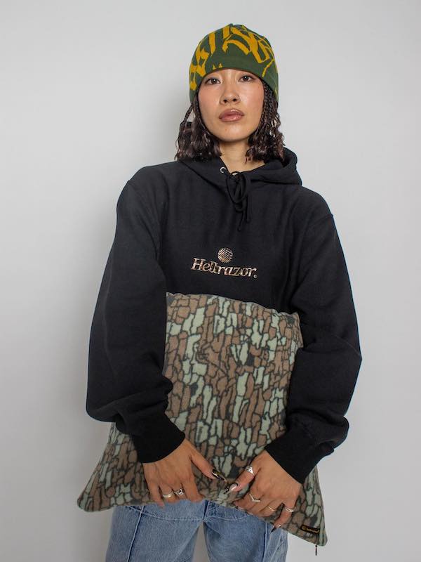 Hellrazor �إ�쥤���� CAMO TRADEMARK LOGO PULLOVER HOODIE