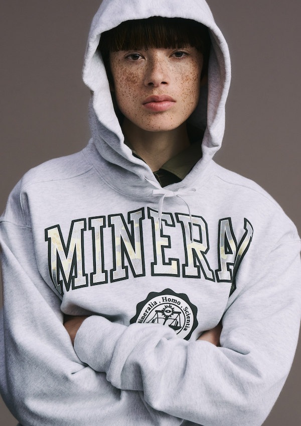 BAL �Х� Mineral hoodie