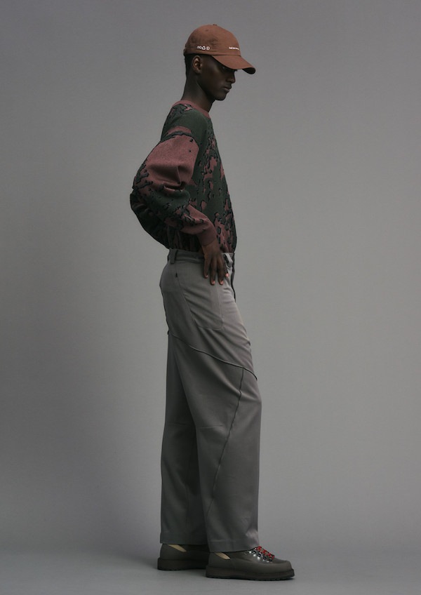 BAL �Х� JACQUARD PATTERN CREWNECK SWEATER