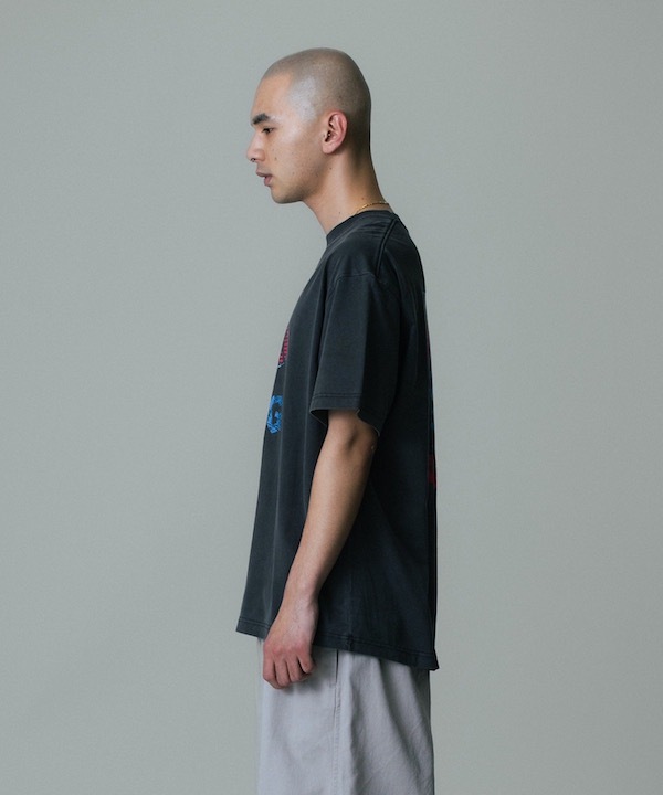 XLARGE �������ȥ�顼�� PICTURES S/S TEE