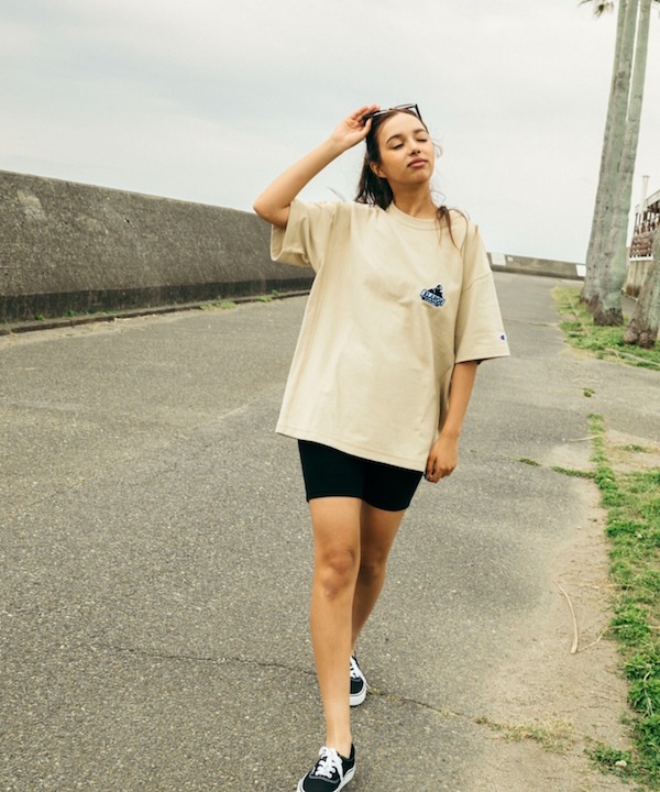 XLARGE �������ȥ�顼�� XLARGE x Champion S/S TEE