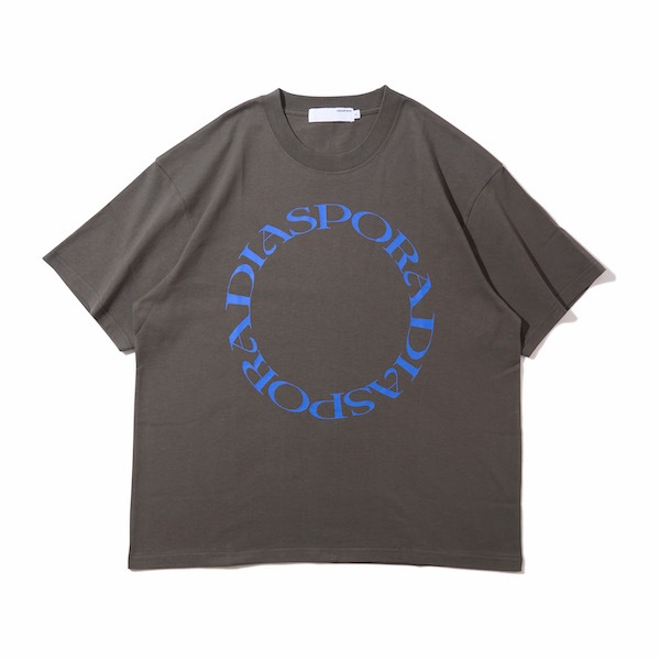 Diaspora skateboards �ǥ������ݥ� Round Logo Tee