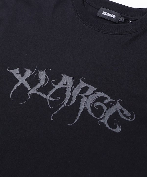 XLARGE �������ȥ�顼�� RAGE LOGO S/S TEE