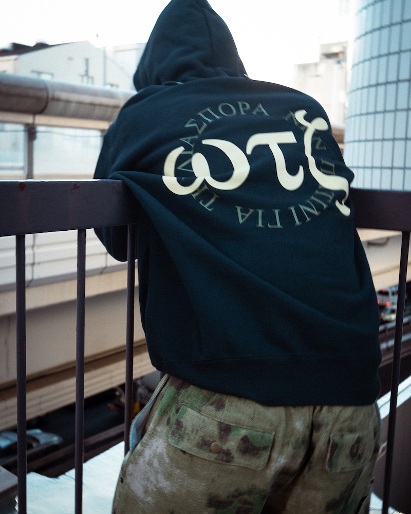 Diaspora skateboards �ǥ������ݥ� Overlap Hooded Sweatshirt