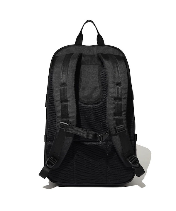 XLARGE �������ȥ�顼�� XLARGE��NEWERA SKATEBOARD URBAN PACK