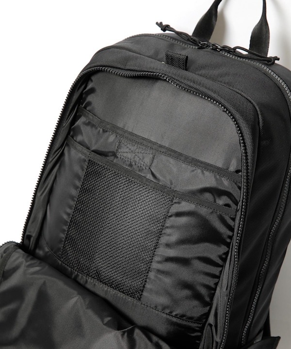 XLARGE �������ȥ�顼�� XLARGE��NEWERA SKATEBOARD URBAN PACK