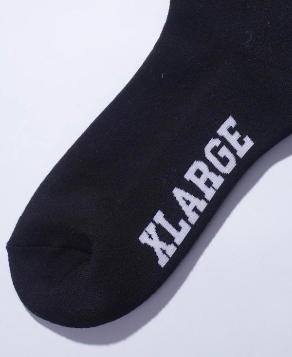 XLARGE �������ȥ�顼�� DISTORTION LOGO SOCKS