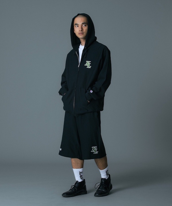 XLARGE �������ȥ�顼�� XLARGE x Champion ZIPUP HOODED SWEATSHIRT