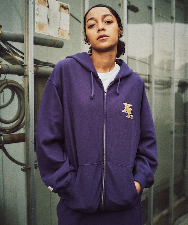 XLARGE �������ȥ�顼�� XLARGE x Champion ZIPUP HOODED SWEATSHIRT