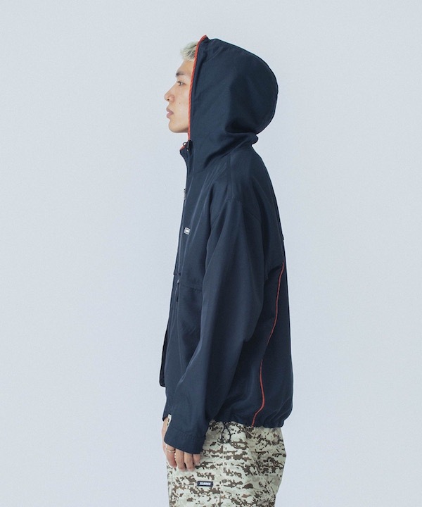 XLARGE �������ȥ�顼�� PIPING HOODED JACKET