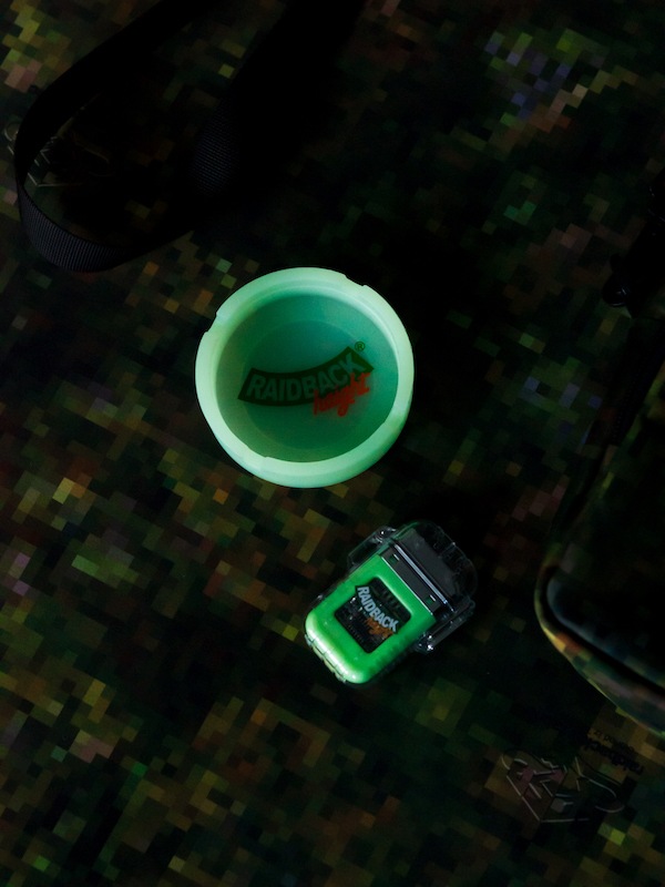 HAIGHT إ RAIDBACK SILICON ASH TRAY