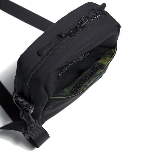 HAIGHT �إ��� RAIDBACK SHOULDER POUCH