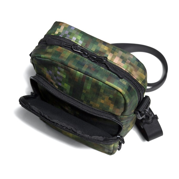 HAIGHT �إ��� RAIDBACK SHOULDER POUCH