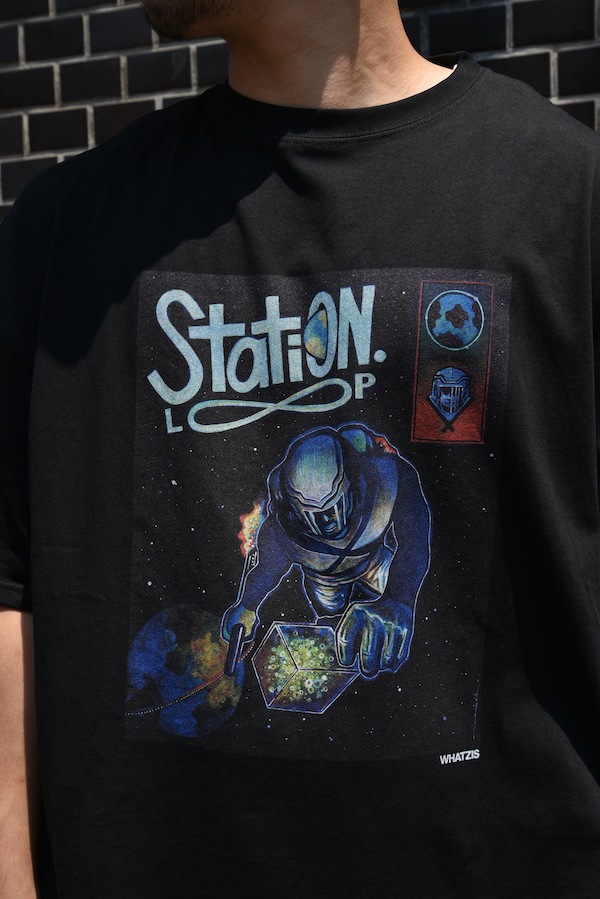 WHATZIS ��åȥ��� YOUBOB Station Loop Tee