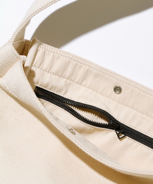 XLARGE �������ȥ�顼�� POSTMAN BIG SHOULDER BAG