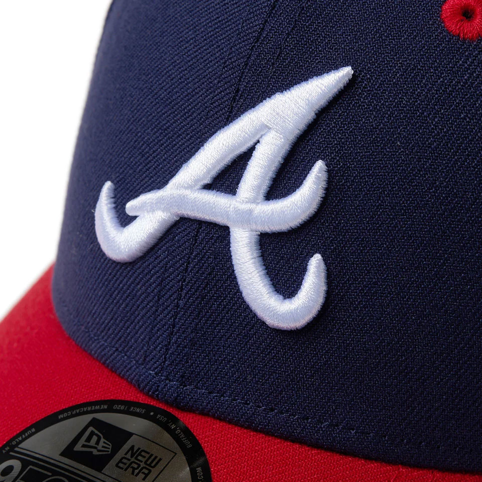 NEW ERA ˥塼 9FORTY 2-Tone Woven Label Atlanta Braves Navy/Scarlet Visor