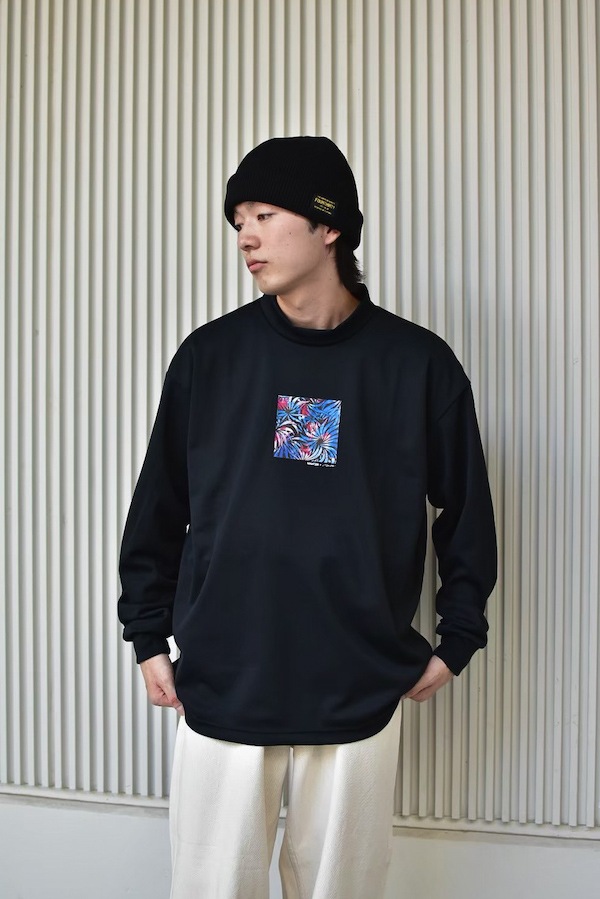 WHATZIS ��åȥ��� YOU BOB Mock Neck