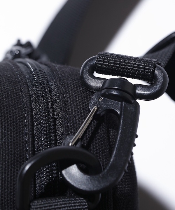 XLARGE �������ȥ�顼�� CANVAS TACTICAL SHOULDER BAG