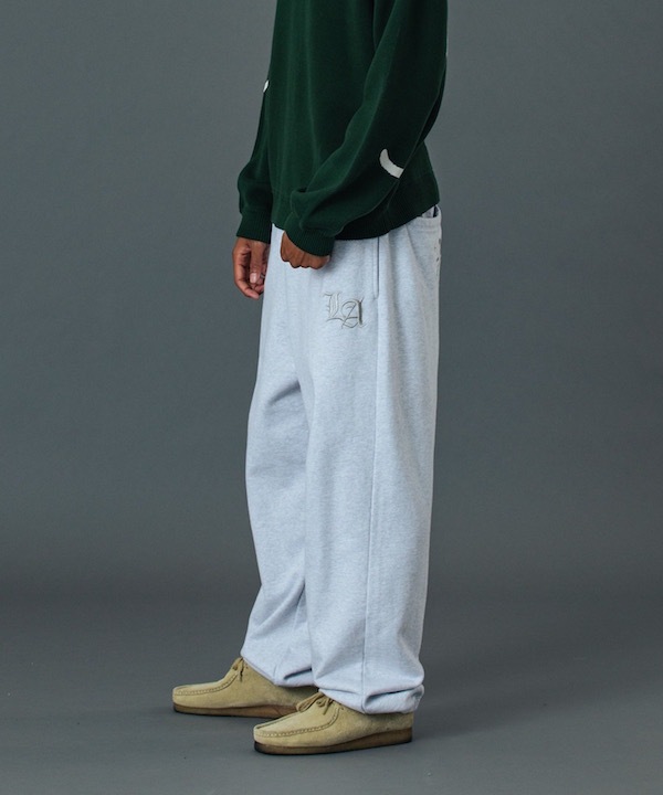 XLARGE �������ȥ�顼�� OLD ENGLISH SWEAT PANTS