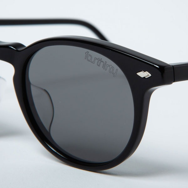 430 fourthirty �ե��������ƥ� "R"