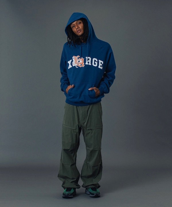 XLARGE �������ȥ�顼�� LA PATCHED HOODED SWEATSHIRT