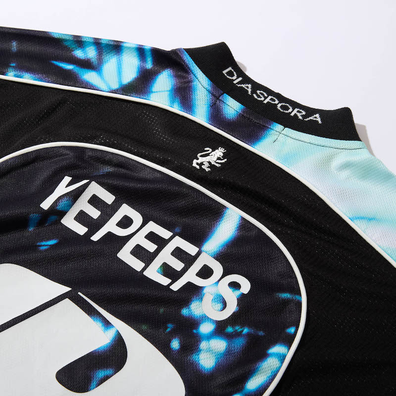 Diaspora skateboards �ǥ������ݥ� YE PEEPS Football Top