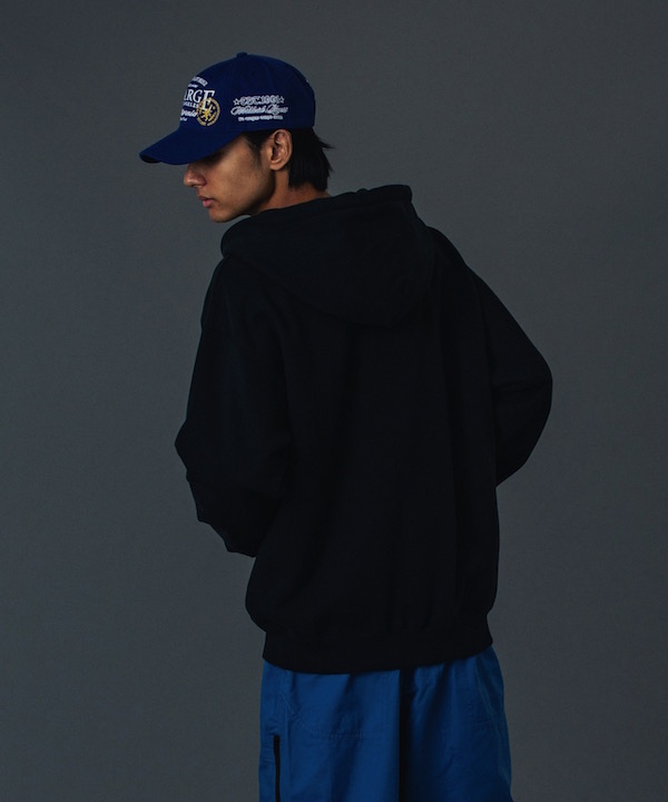 XLARGE �������ȥ�顼�� PERFORATED LEATHER LOGO ZIP UP HOODED SWEATSHIRT