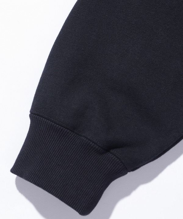 XLARGE �������ȥ�顼�� PERFORATED LEATHER LOGO ZIP UP HOODED SWEATSHIRT