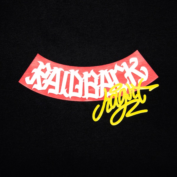 HAIGHT �إ��� RAIDBACK ARCH LOGO Tee ft.CASPER