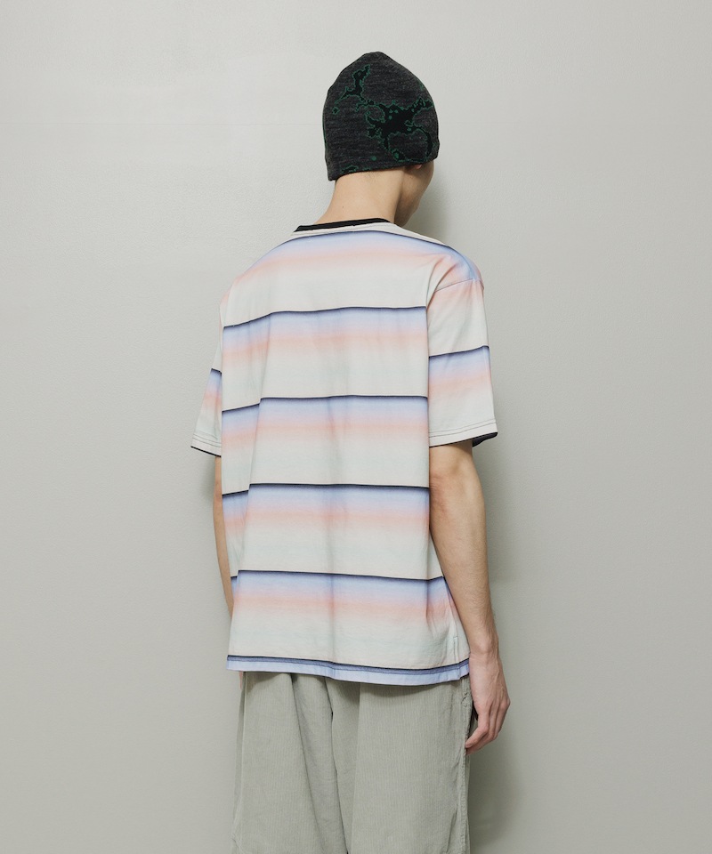 BAL �Х� GRADIENT STRIPE CREW NECK TEE