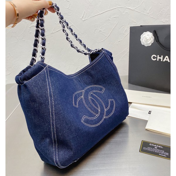 CHANEL シャネル デニムチェーントートバッグ サイズ: 33X28 【2021/06 CHANEL シャネル デニムチェーントートバッグ サイズ: 33X28 【2021/06