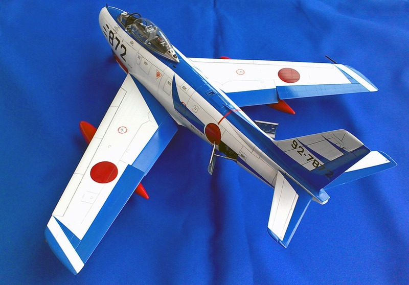 F-86F-40 セイバー “ブルーインパルス 初期スキーム”完成品｜艦船模型