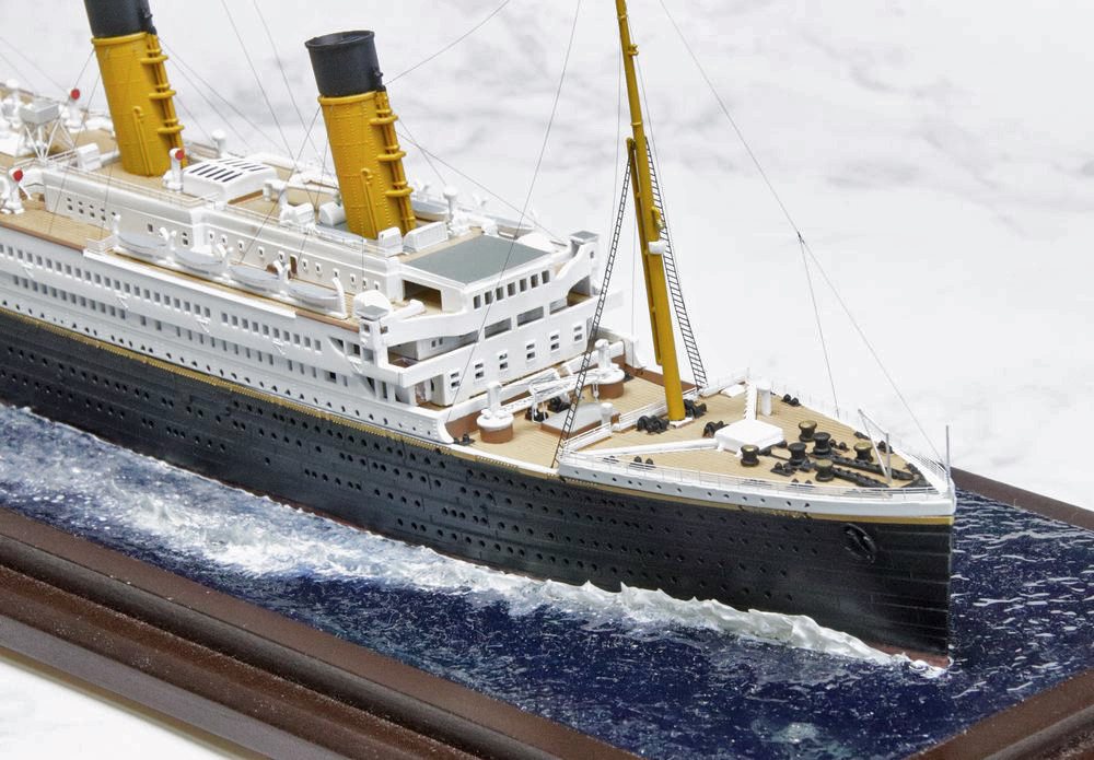 1/700 客船「RMS タイタニック」ディテールアップ完成品｜艦船