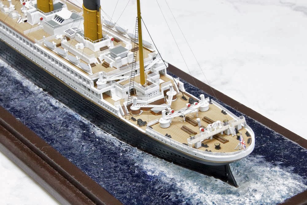 1/700 客船「RMS タイタニック」ディテールアップ完成品｜艦船