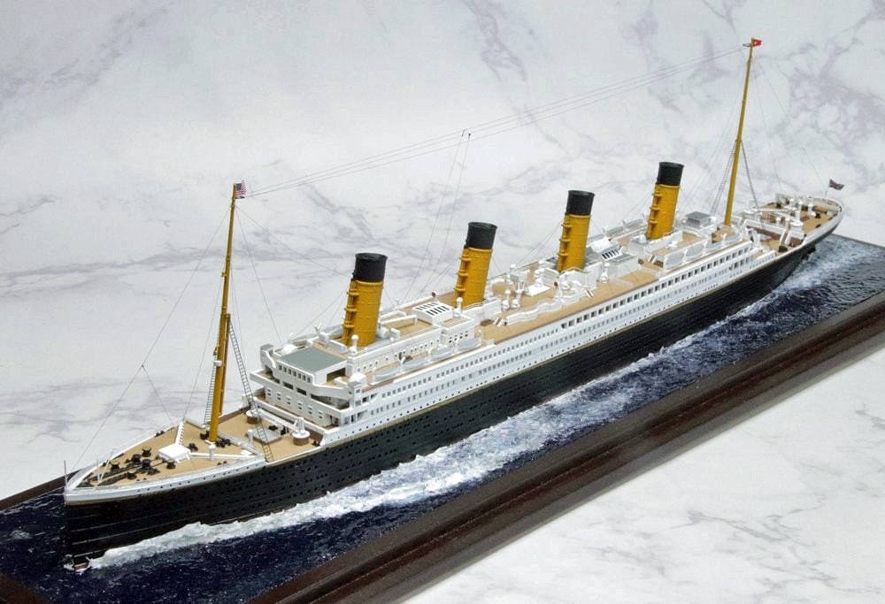 1/700 客船「RMS タイタニック」ディテールアップ完成品｜艦船