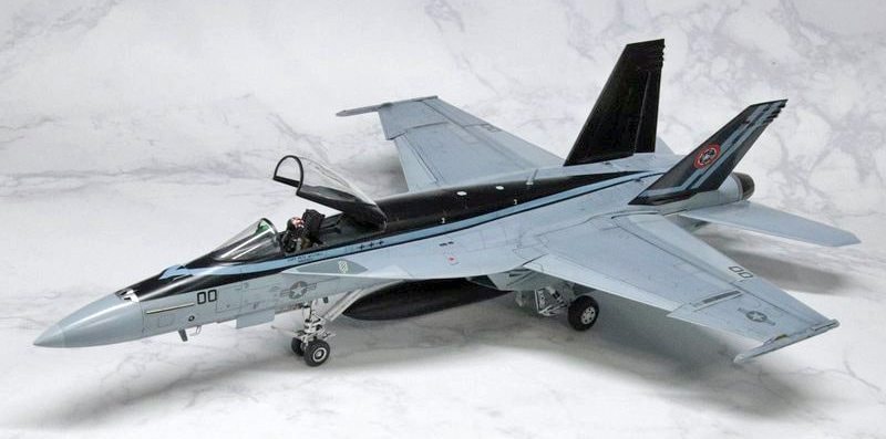 1/48 F/A18E�֥����ѡ��ۡ��ͥåȡ״�����