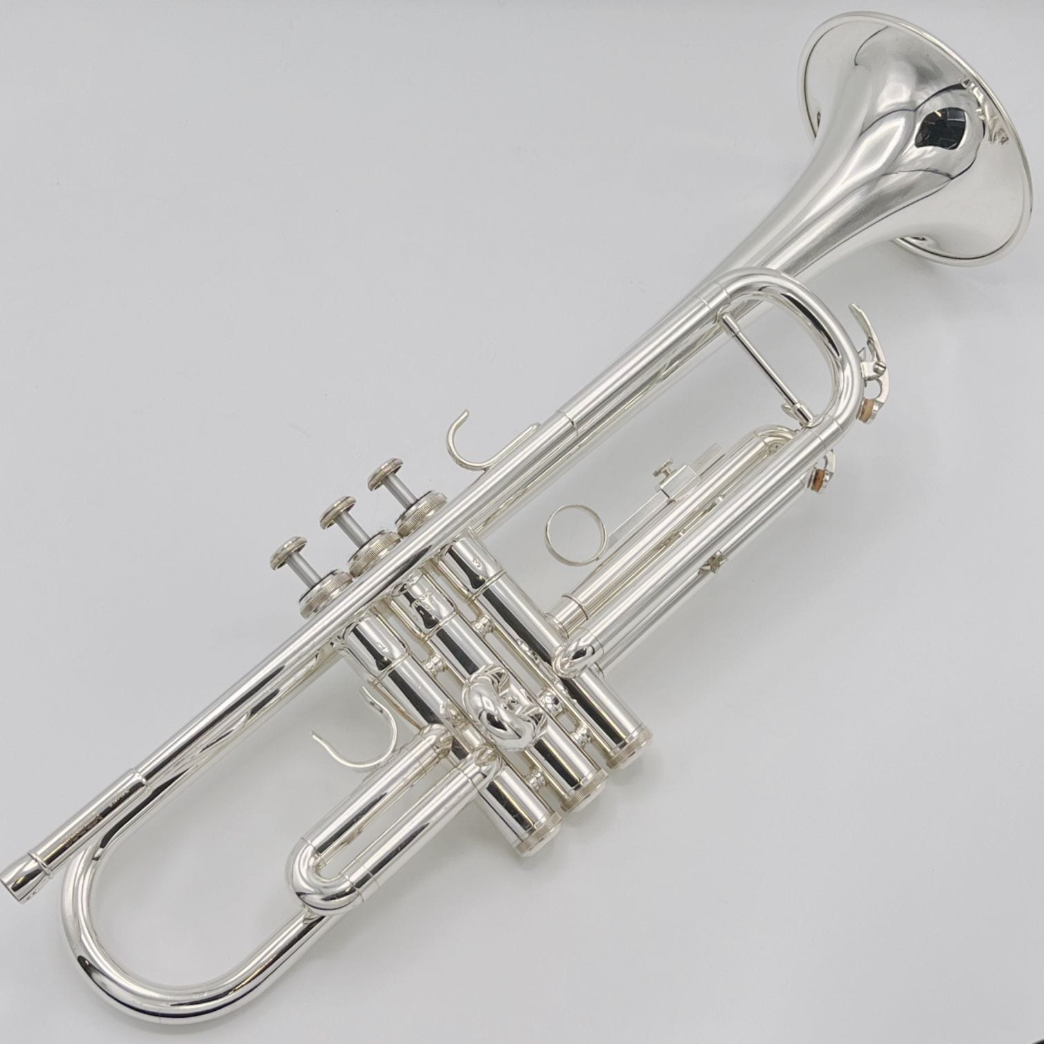 【中古】Bbトランペット　ヤマハ　YTR-3325S