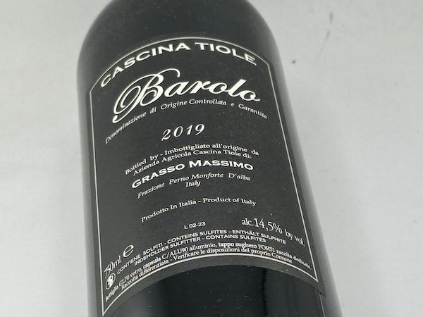 【赤ワイン】カッシーナ ティオレ / 　バローロ [2019]