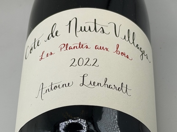 【赤ワイン】アントワンヌ・リエナルト / コート･ド･ニュイ･ヴィラージュ　レ・プラント・オ・ボワ [2022]