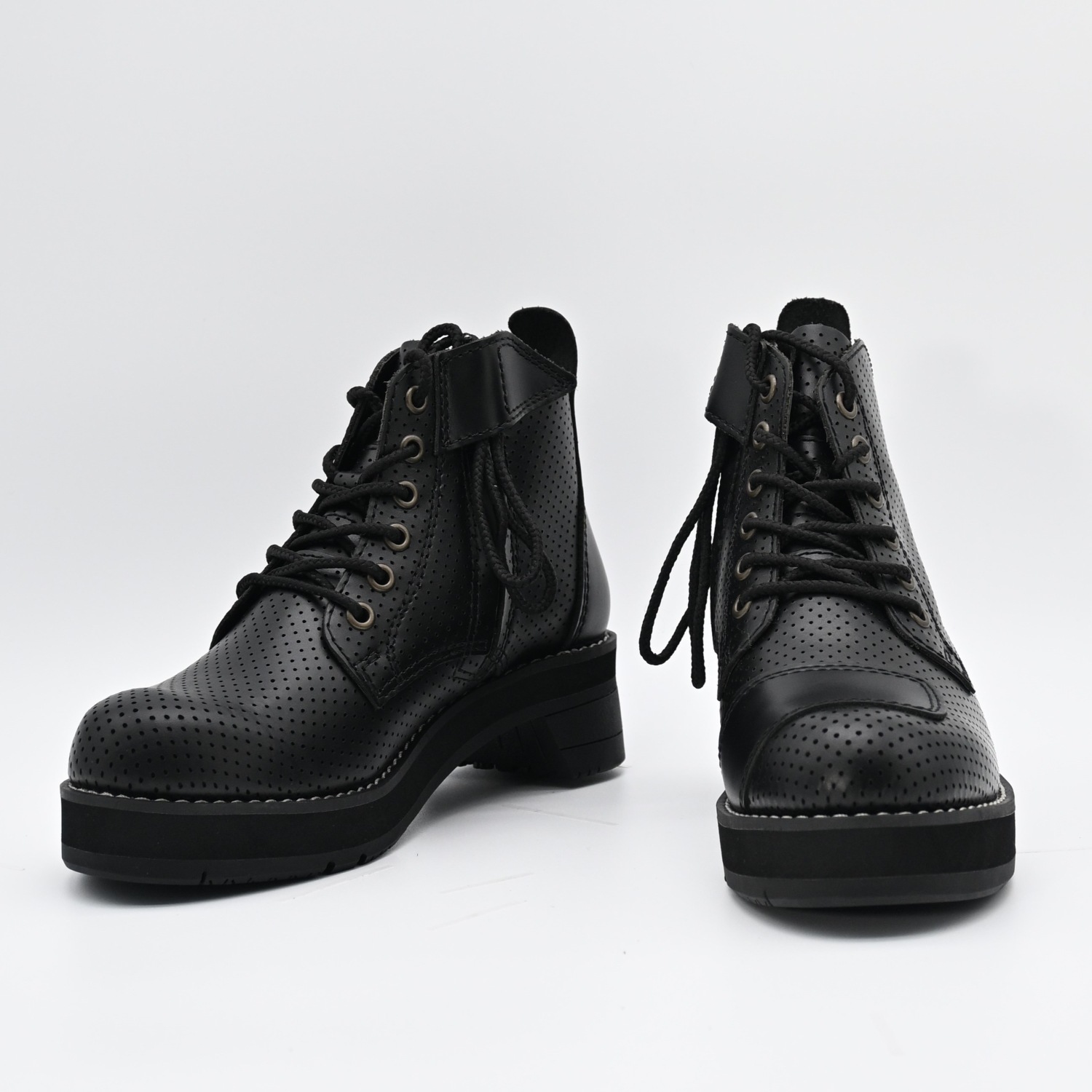 ���� �磻��ɥ����� ������� �ڸ����  �ڥѥ���󥰥쥶���� WWM-0003ATU-PUNCHING �֥�å��ܳ� �Х����֡��� ����̵�� WILDWING ��󥵥�����̵�� ���硼�ȥ֡��� �̵��� �� �� �� �饤���� �Х����� ���塼�� ��� ��ǥ����� ���եȥ�����