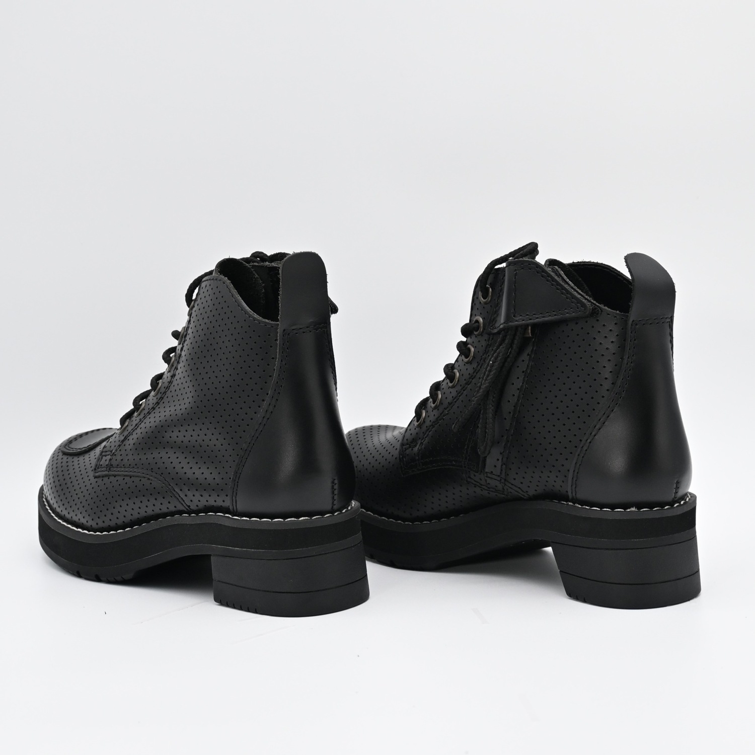 ���� �磻��ɥ����� ������� �ڸ����  �ڥѥ���󥰥쥶���� WWM-0003ATU-PUNCHING �֥�å��ܳ� �Х����֡��� ����̵�� WILDWING ��󥵥�����̵�� ���硼�ȥ֡��� �̵��� �� �� �� �饤���� �Х����� ���塼�� ��� ��ǥ����� ���եȥ�����