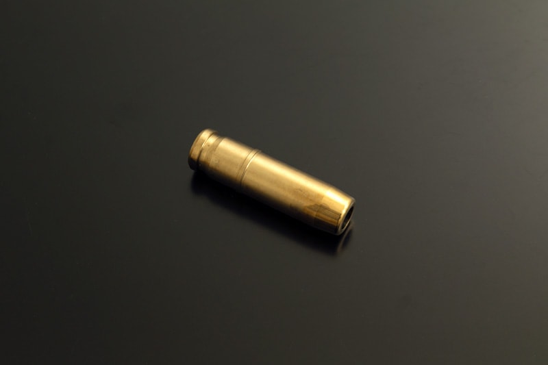 CB750K  CB750four インレット&エキゾーストバルブガイドセット CB750K CB750four インレット&エキゾーストバルブガイドセット