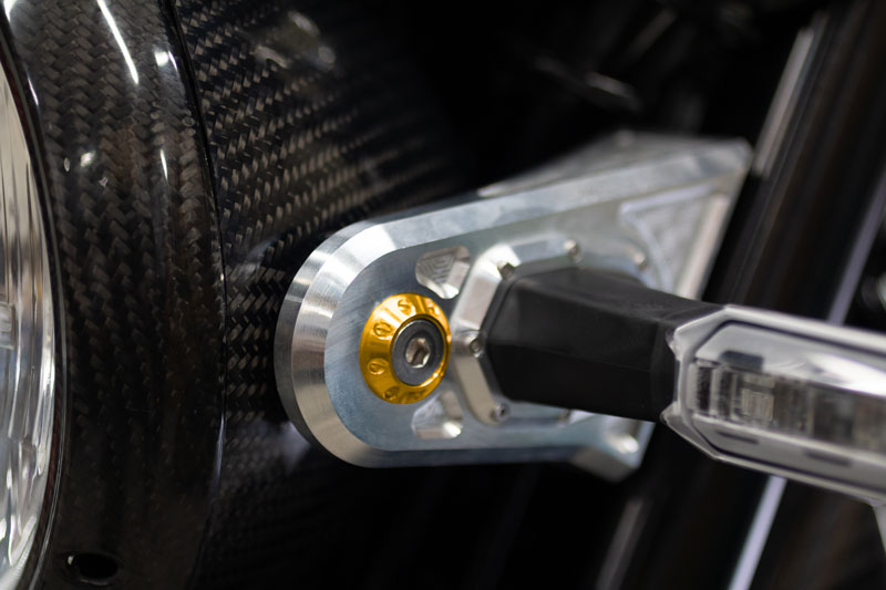 ޥ꡼ɡϥ˥饤ȥơСѥեĥܥåȡZ900RS